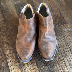 Women’s Brown Leather Shoes